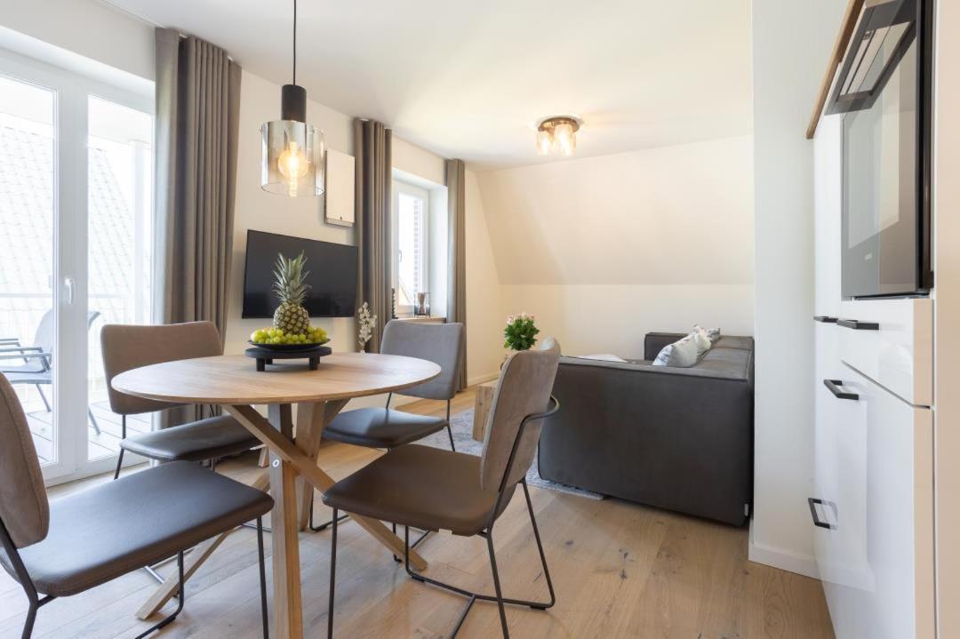Villa Dornkamp 4 - Luxurioese Ferienwohnung Fuer 4 Personen Inklusive Balkon Und Sauna Timmendorfer Strand Eksteriør bilde