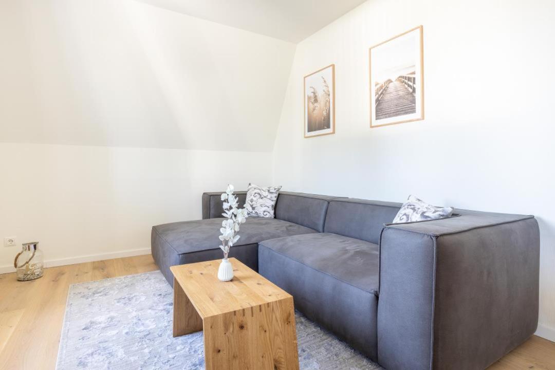 Villa Dornkamp 4 - Luxurioese Ferienwohnung Fuer 4 Personen Inklusive Balkon Und Sauna Timmendorfer Strand Eksteriør bilde
