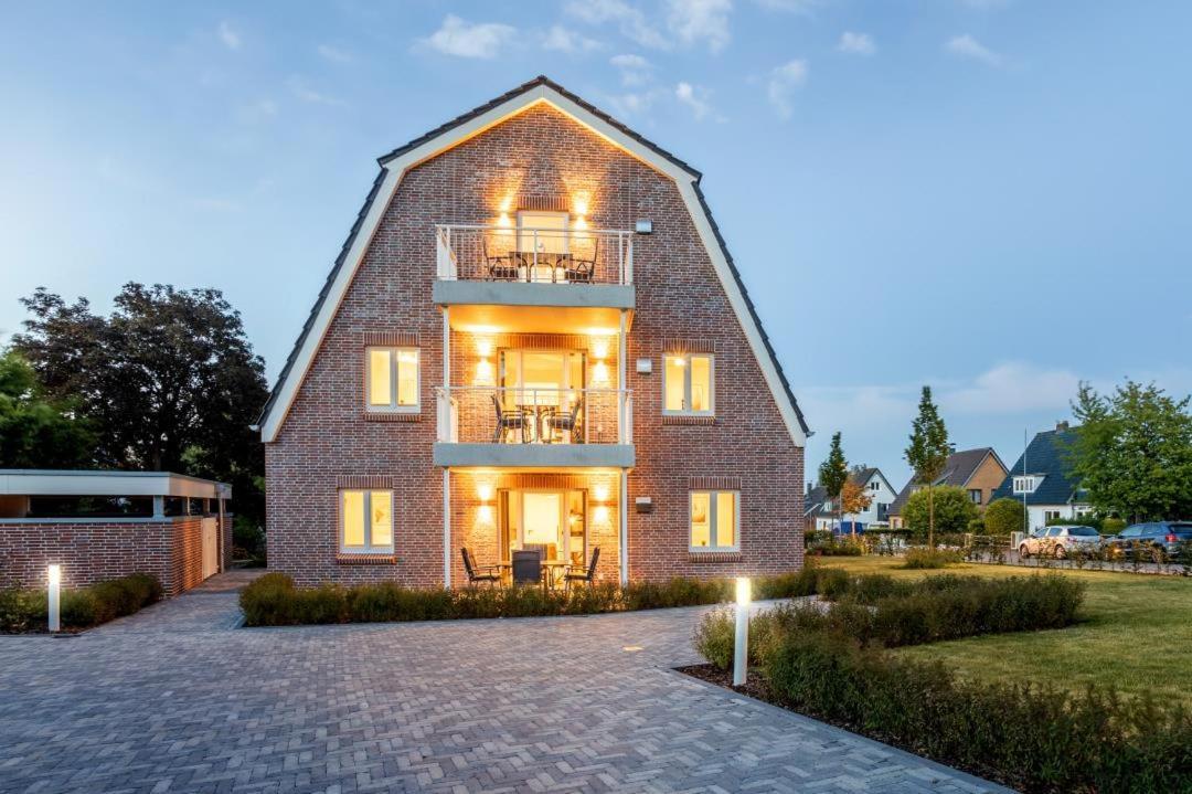 Villa Dornkamp 4 - Luxurioese Ferienwohnung Fuer 4 Personen Inklusive Balkon Und Sauna Timmendorfer Strand Eksteriør bilde